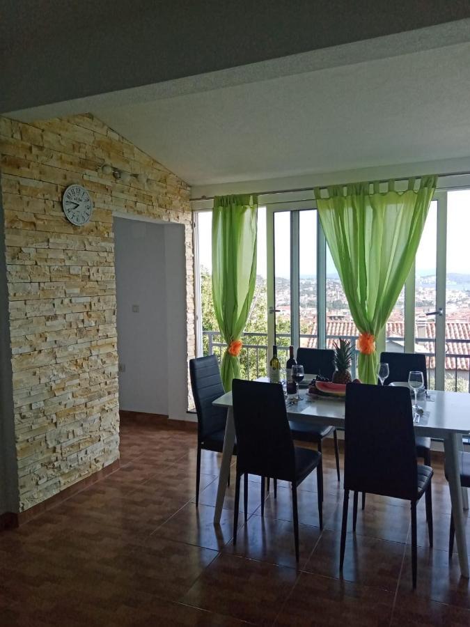 Tomislav Apartment Trogir Exterior photo