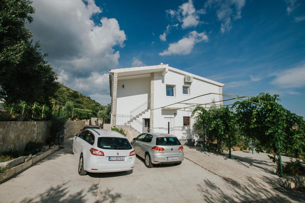 Tomislav Apartment Trogir Exterior photo