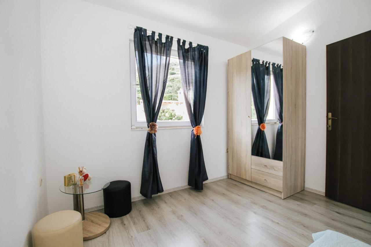 Tomislav Apartment Trogir Exterior photo