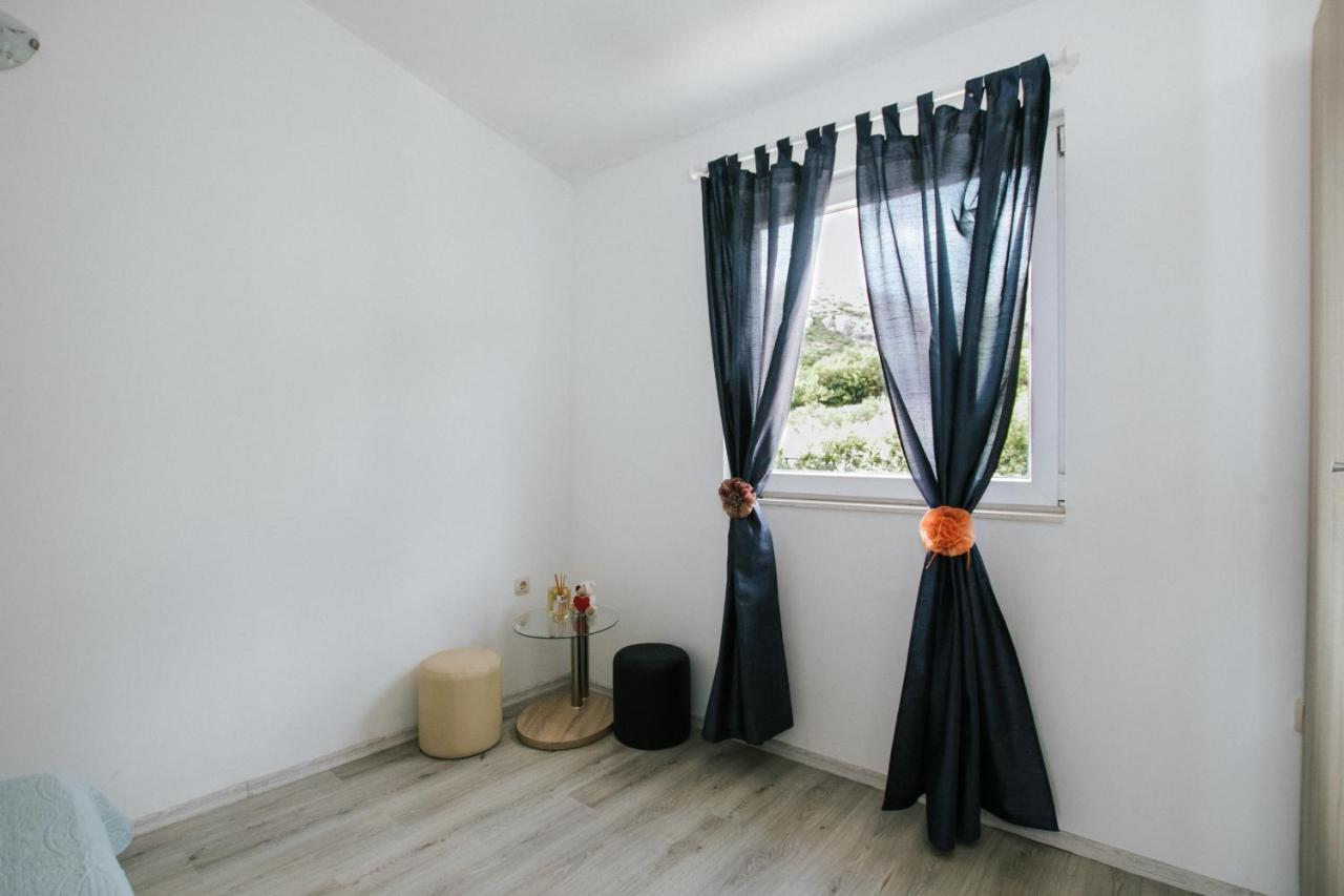Tomislav Apartment Trogir Exterior photo
