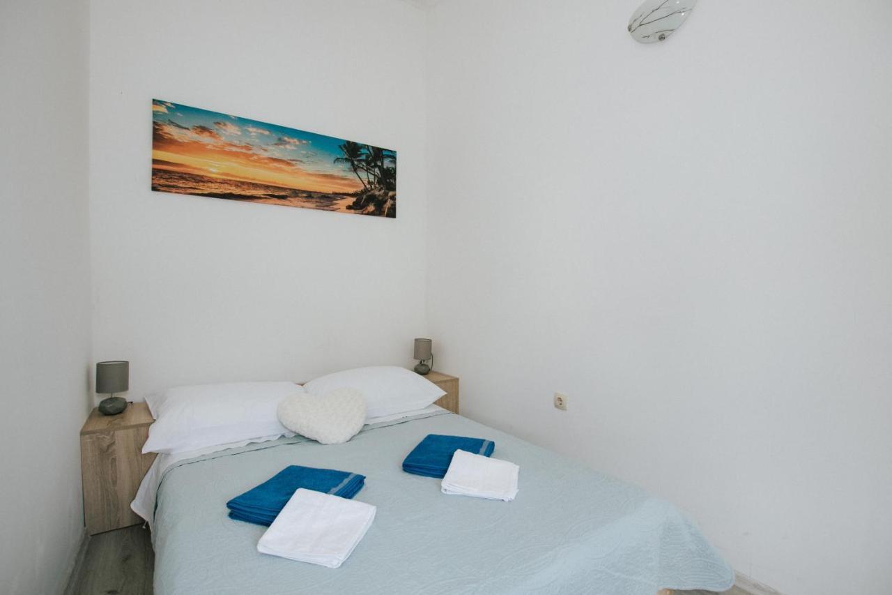 Tomislav Apartment Trogir Exterior photo